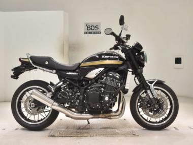 Kawasaki Z900RS