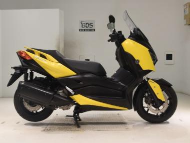 Yamaha X-MAX250