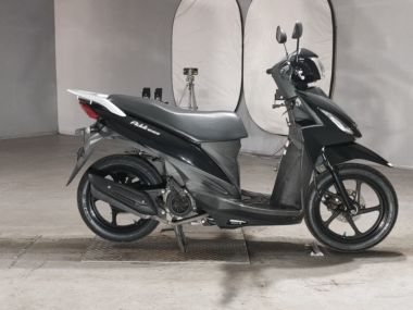 Suzuki Address V110