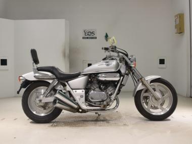 Honda Magna 250
