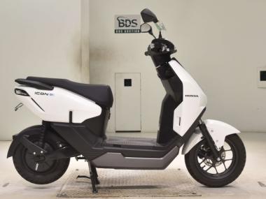 Honda Icon E: