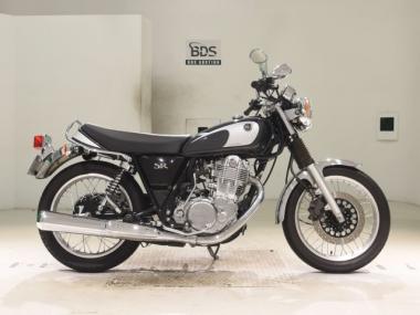 Yamaha SR400