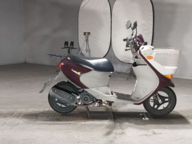 Suzuki Let's4