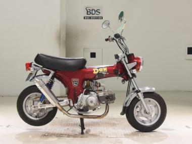 Honda DAX50