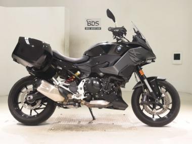 BMW F900XR