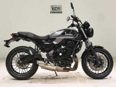Kawasaki Z650RS