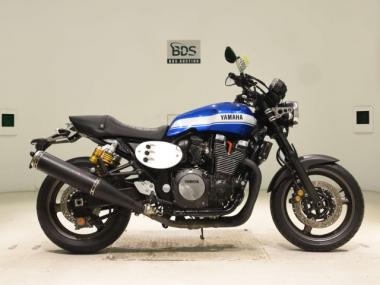 Yamaha XJR1300C