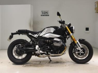 BMW R Nine T