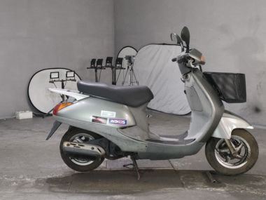 Honda Lead 100