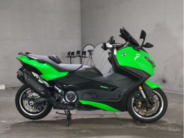 Yamaha T-MAX560