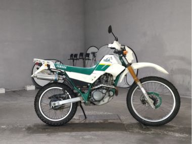 Yamaha Serow 225