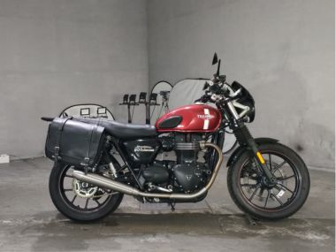 Triumph Street Twin