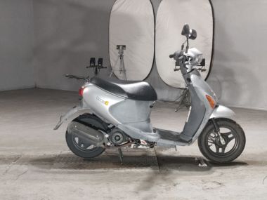 Suzuki Let's4