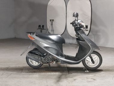Suzuki Address V50