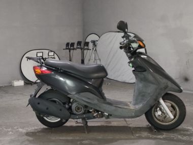 Yamaha Axis Treet