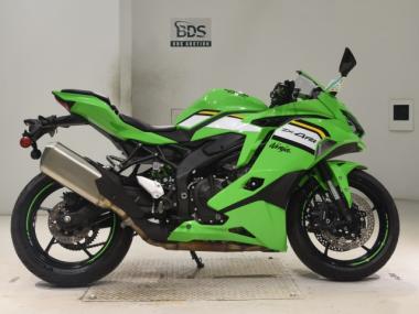 Kawasaki Zx-4 Rr