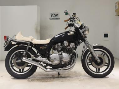 Honda CB750 Custom