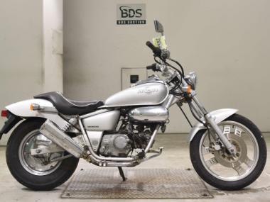 Honda Magna 50