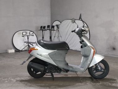 Suzuki Let's5