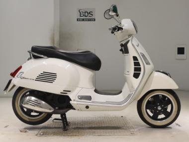 Vespa GTS150 Super