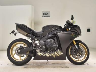 Yamaha Yzf-R1