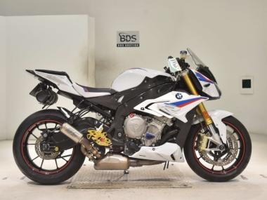 BMW S1000R