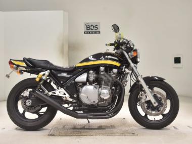 Kawasaki Zephyr1100