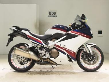 Honda VFR800F