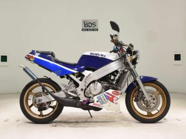 Suzuki RGV250