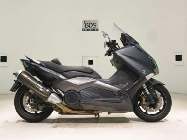 Yamaha T-MAX530