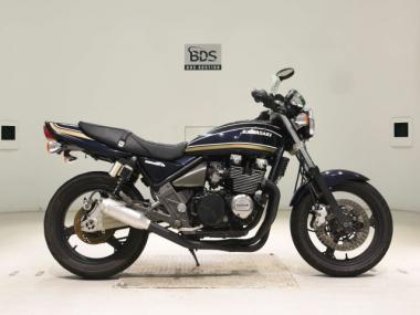 Kawasaki Zephyr400k