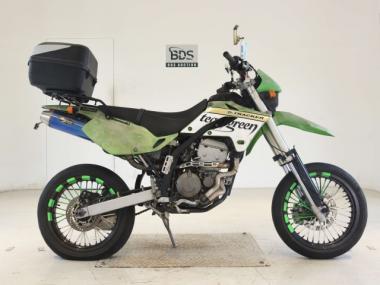 Kawasaki D-Tracker