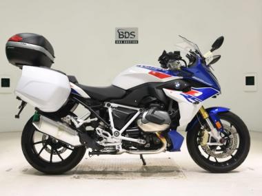 BMW R1250RS