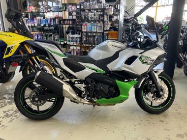 Kawasaki Ninja7 Hybrid