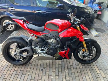 Ducati Street Fighter V4S
