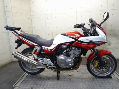 Honda CB400SFV Boldor