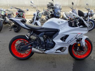 Yamaha Yzf-R7