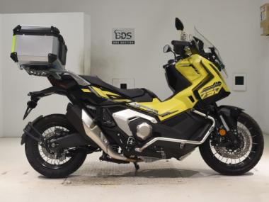 Honda X-ADV750