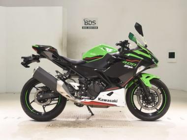Kawasaki Ninja400