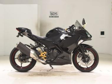 Kawasaki Ninja400