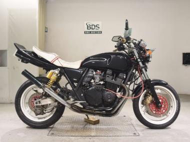 Yamaha XJR400