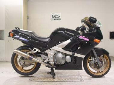 Kawasaki ZZR400