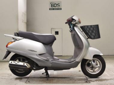 Honda Lead 100