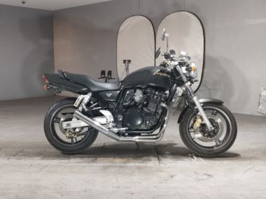 Suzuki Inazuma 400