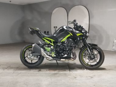 Kawasaki Z900