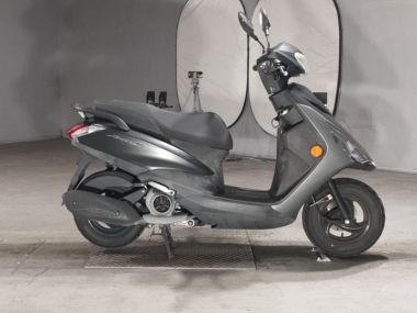 Yamaha Axis Z