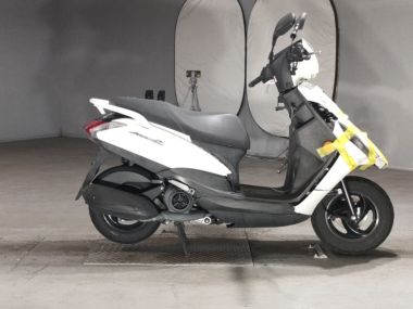 Yamaha Axis Z