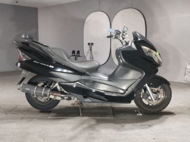 Suzuki Skywave 250s