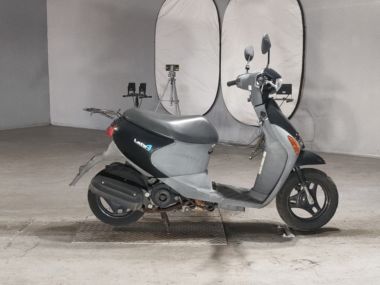 Suzuki Let's4
