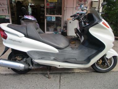 Yamaha Majesty 250c